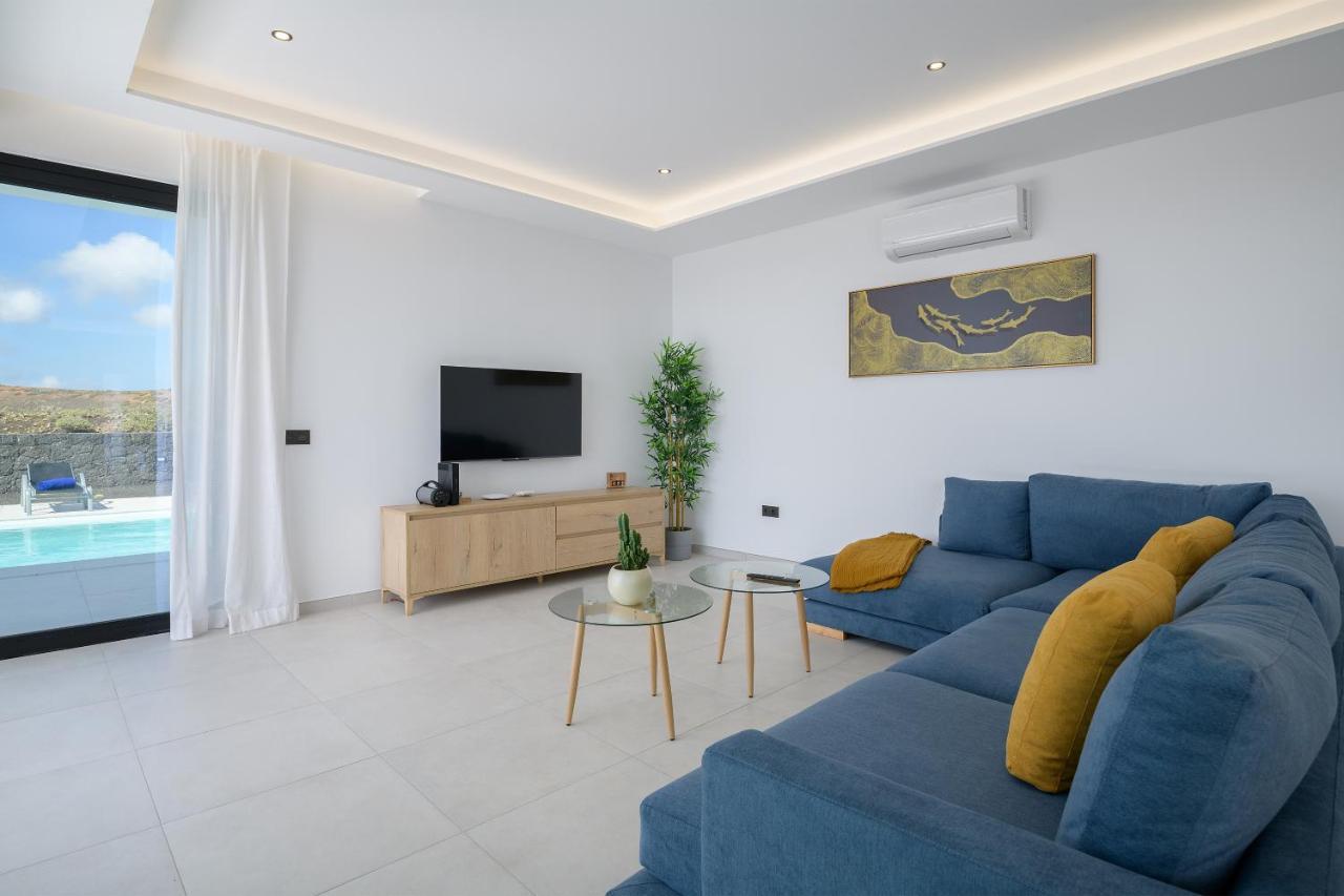 Villa Ainara Тіас Екстер'єр фото
