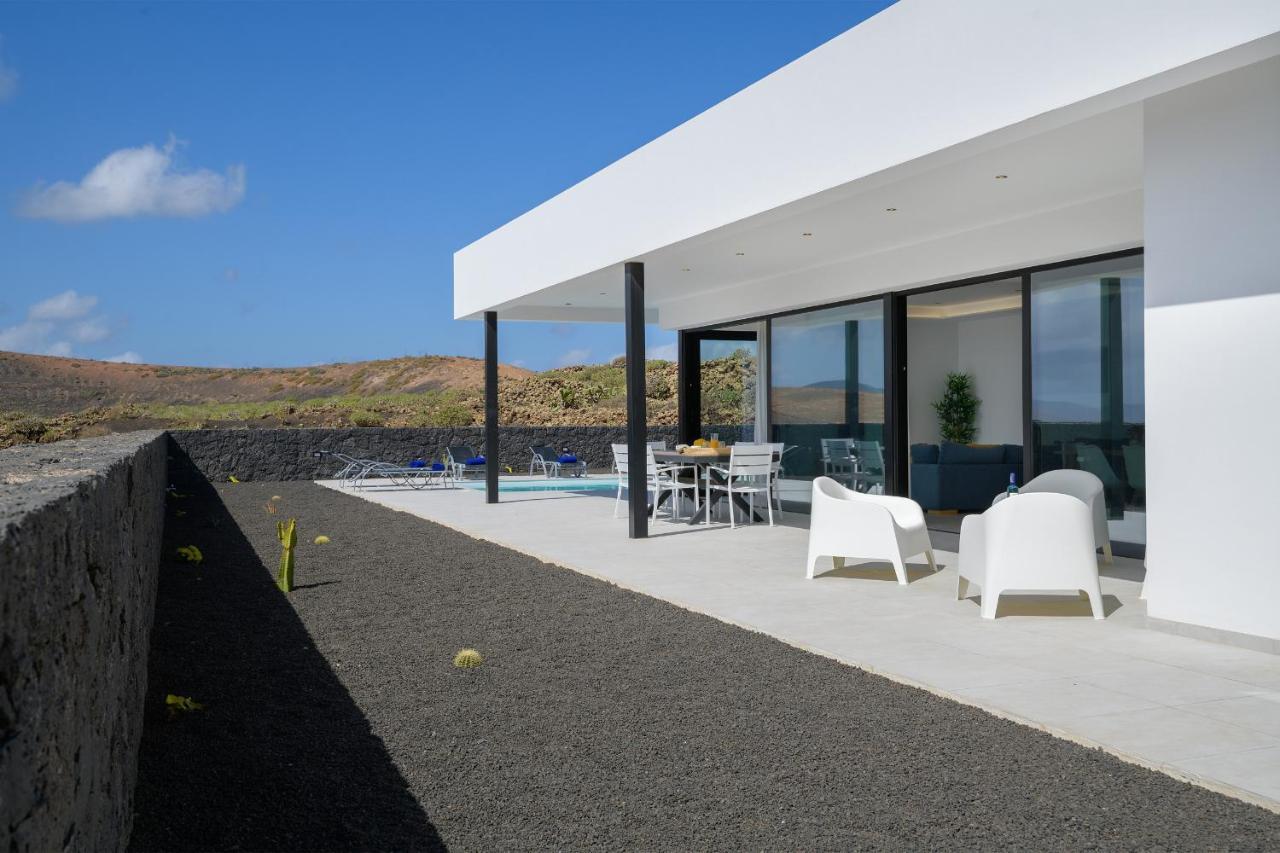 Villa Ainara Тіас Екстер'єр фото